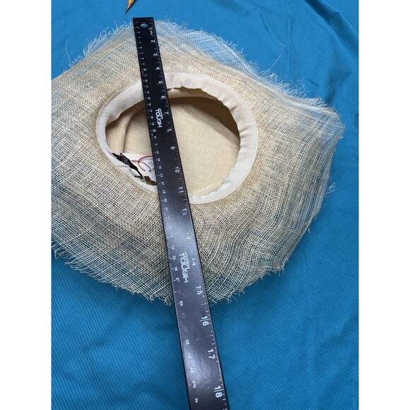 Vintage Gilles François Paris Women’s Straw Hat - Made in France main image 11